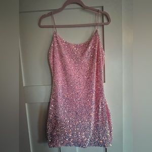Spaghetti strap scoop neck sequined velvet knit body con dress